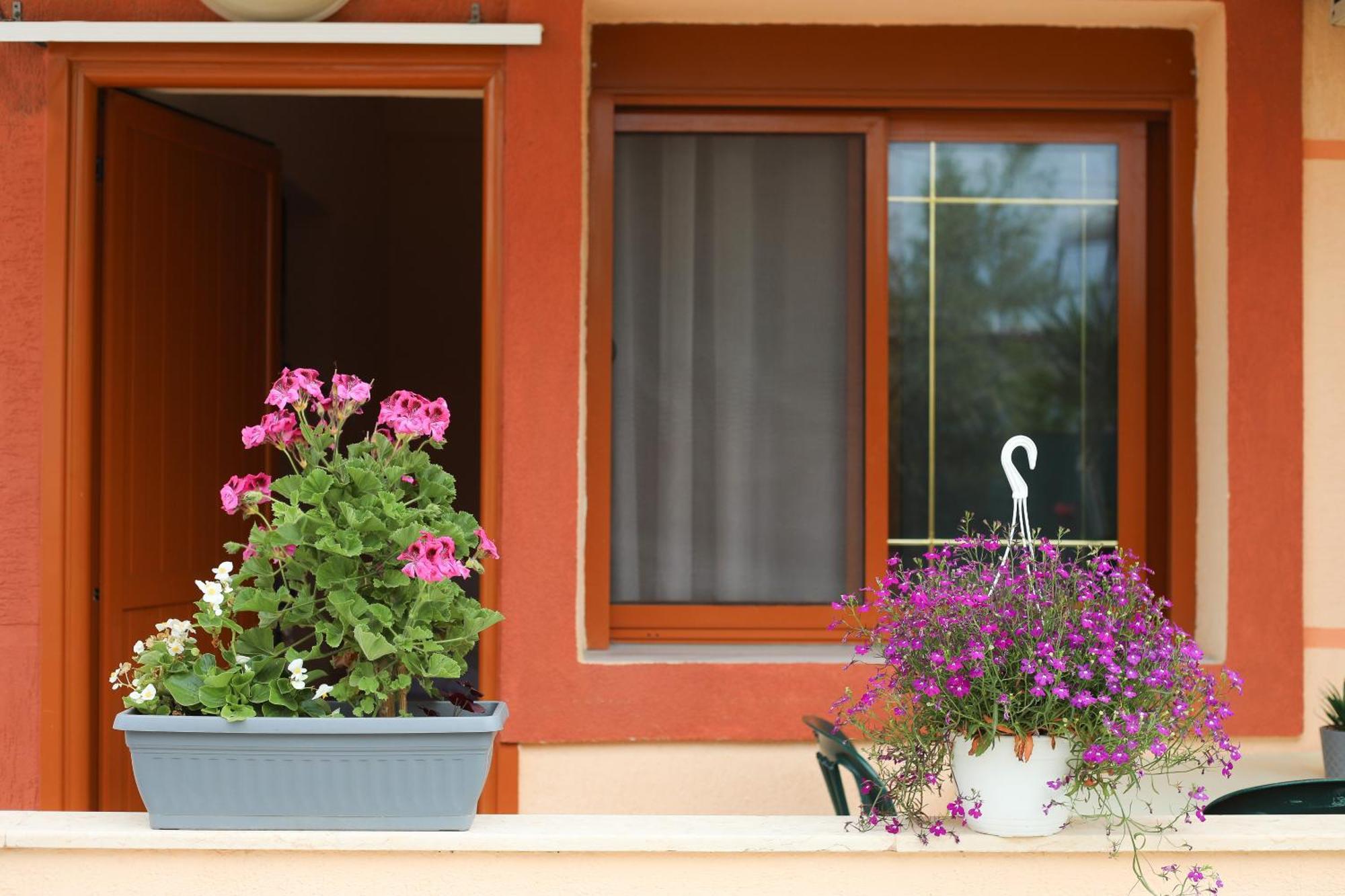 Vila Feliz - Premium Rooms With Free Private Parking Влёра Экстерьер фото