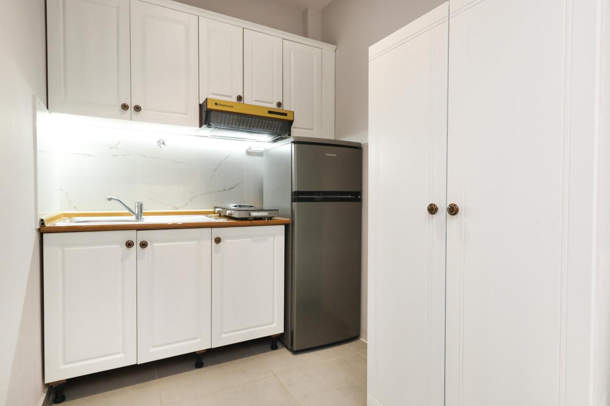 Vila Feliz - Premium Rooms With Free Private Parking Влёра Экстерьер фото