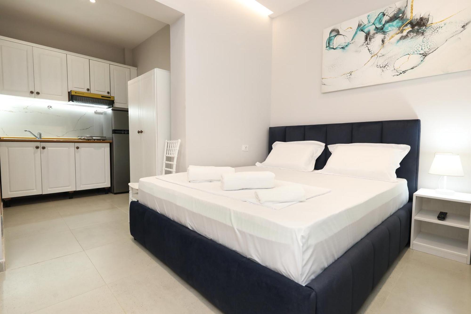 Vila Feliz - Premium Rooms With Free Private Parking Влёра Экстерьер фото