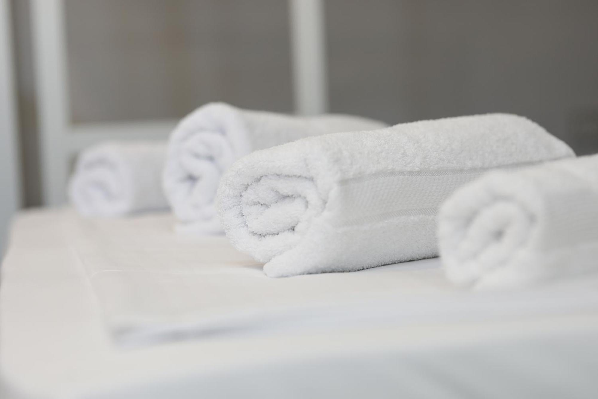 Vila Feliz - Premium Rooms With Free Private Parking Влёра Экстерьер фото